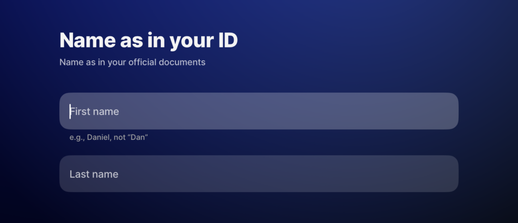 فتح حساب بنكي مغلق وتأمين صحي أونلاين مع باقة Fintiba Plus للحصول على مستندات الفيزا الألمانية صفحة إدخال الاسم الكامل والكنية كما هما مكتوبان في جواز السفر داخل تطبيق Revolut لفتح الحساب