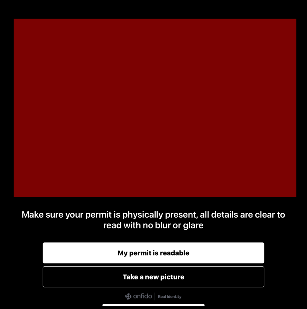 فتح حساب بنكي مغلق وتأمين صحي أونلاين مع باقة Fintiba Plus للحصول على مستندات الفيزا الألمانية لقطة شاشة توضح مرحلة التأكد من أن كل بيانات الوثيقة مثل الاسم وتاريخ الميلاد ورقم الوثيقة قابلة للقراءة بوضوح قبل إرسالها لتوثيق الحساب البنكي