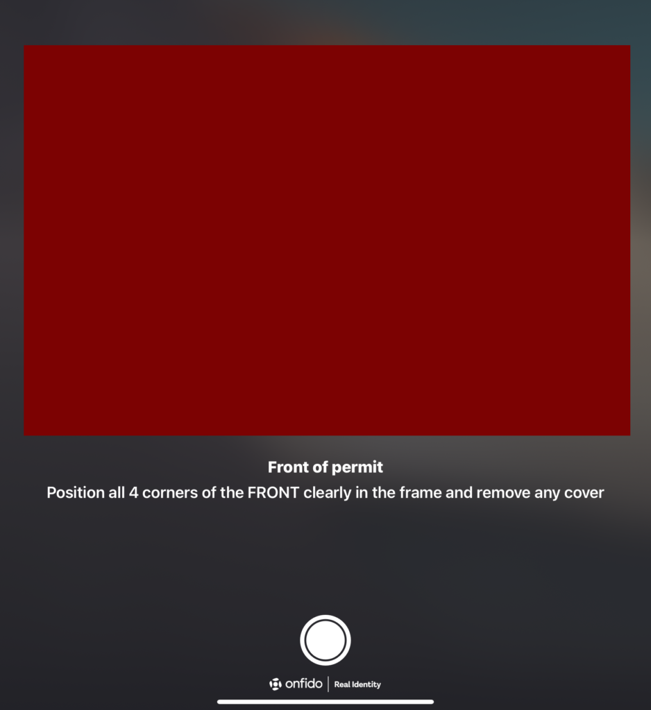 فتح حساب بنكي مغلق وتأمين صحي أونلاين مع باقة Fintiba Plus للحصول على مستندات الفيزا الألمانية التقاط صورة للجانب الأمامي من الوثيقة الرسمية لرفعها على تطبيق Revolut بهدف استكمال التحقق من هوية المستخدم